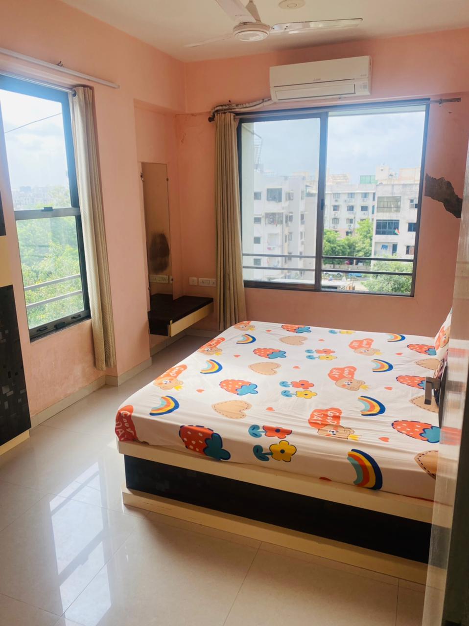 Exclusive 2 Bhk Flat on Sell at Satellite