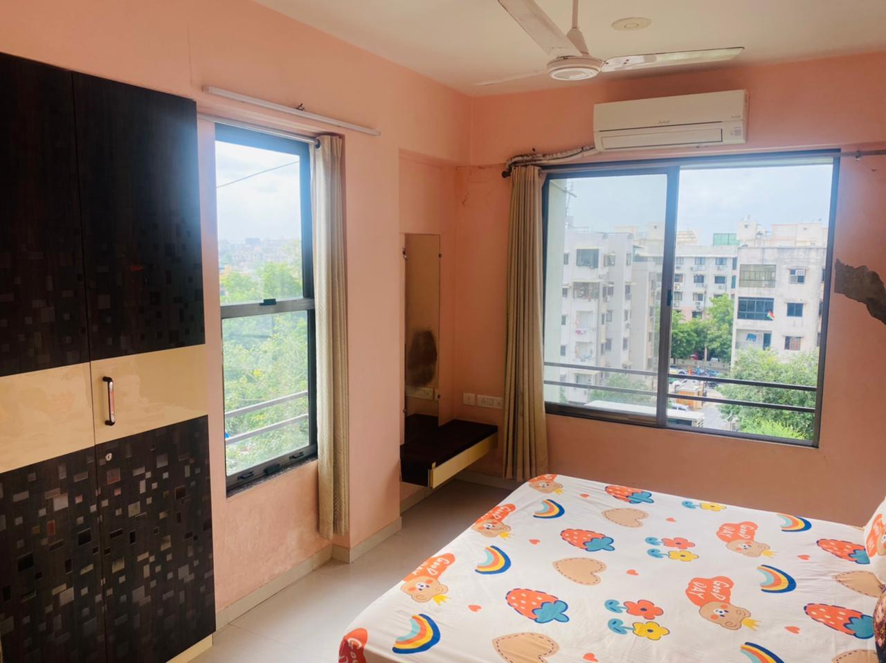 Exclusive 2 Bhk Flat on Sell at Satellite